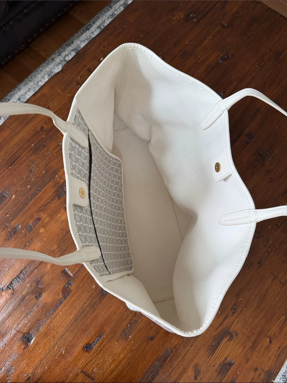 Tory Burch White Tote with Navy Center Stripe